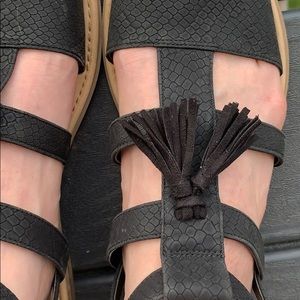 dr scholl's gladiator sandals